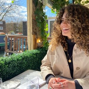 Meet your Posher, Alexa